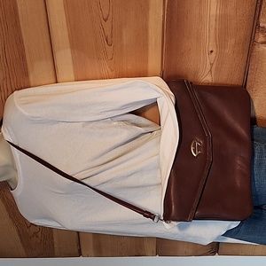 VINTAGE ETIENNE AIGNER BURGANDY ENVELOPE STYLE CROSSBODY/CLUTCH BAG